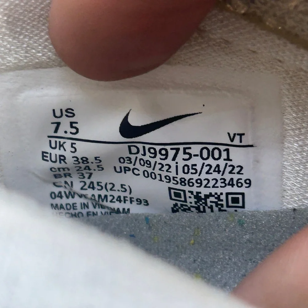 Nike Air VaporMax 2021 FK Pure Platinum Grey White DJ9975-001 Womens 7.5